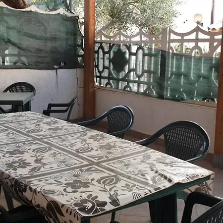 Villetta Con Gazebo In Legno Villa